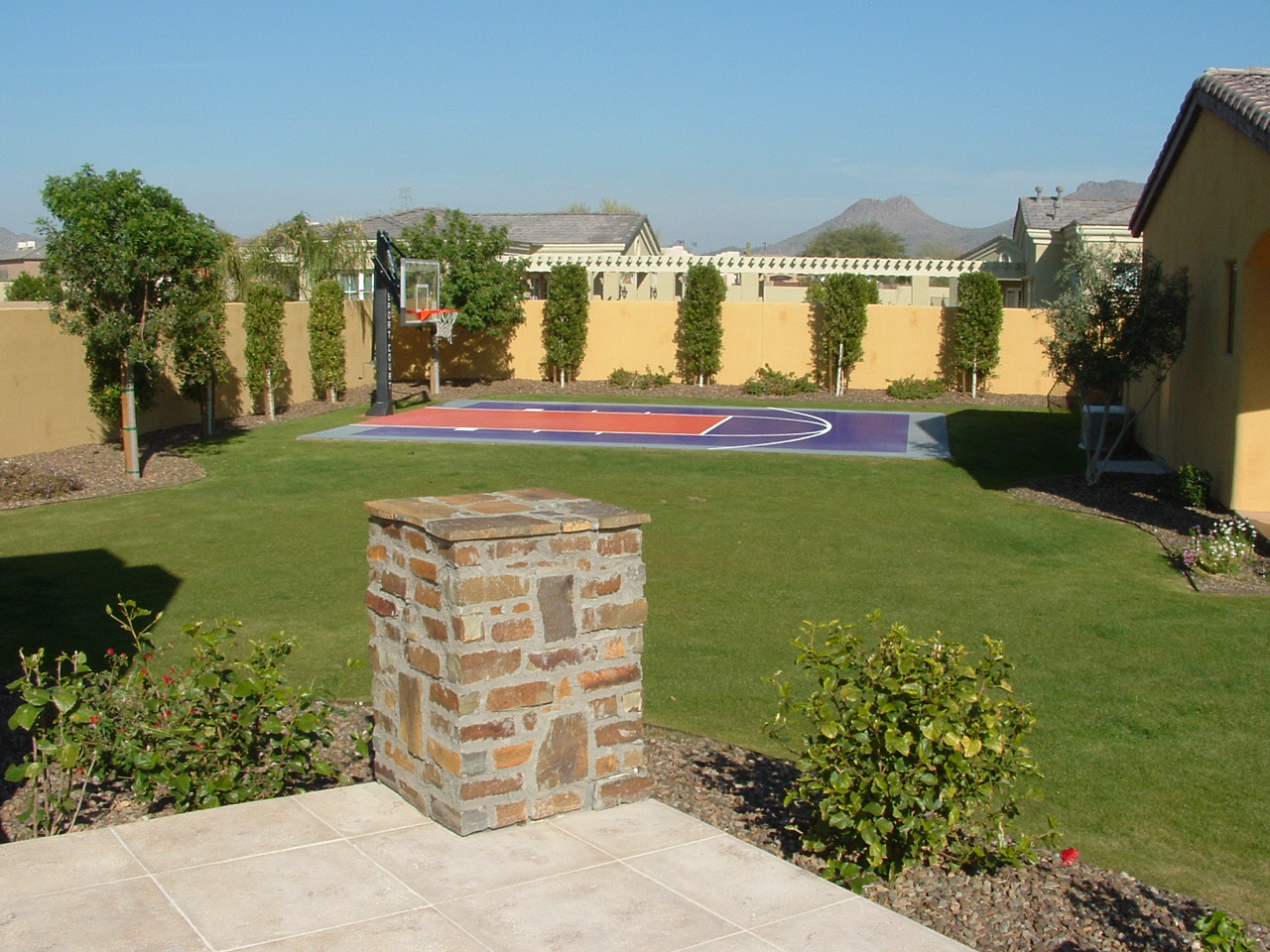 mike/landscaping121.jpg
